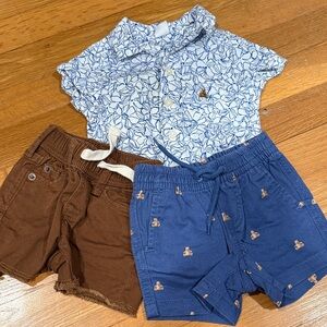 GAP Baby 3 Pieces (2 shorts and a bodysuit)